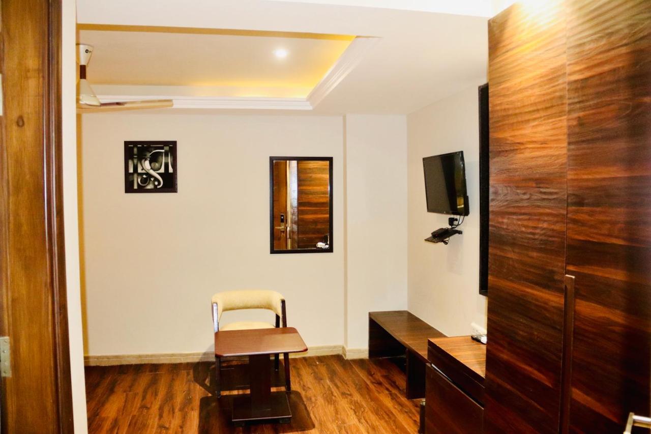 Hotel Magic Tree Karol Bagh Metro Station Νέο Δελχί Εξωτερικό φωτογραφία