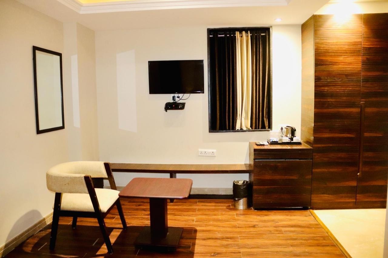 Hotel Magic Tree Karol Bagh Metro Station Νέο Δελχί Εξωτερικό φωτογραφία